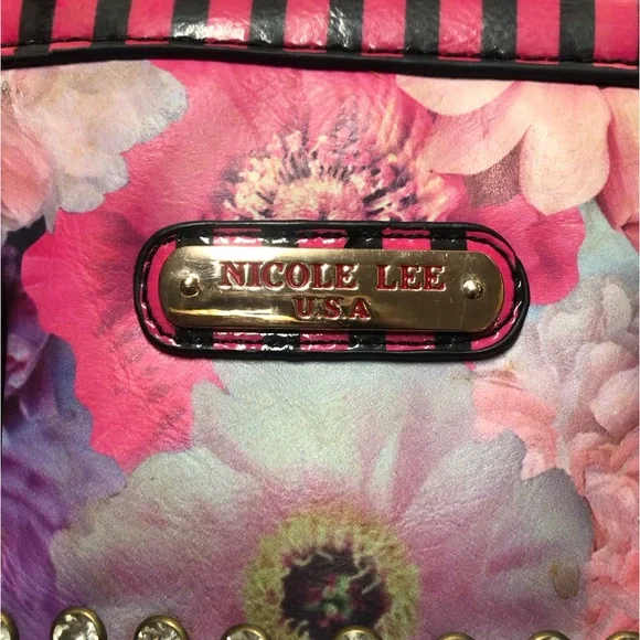 NICOLE LEE N’5 Colorful Graphic Handbag Stud Details.Woman Print, rhinestones. - Picture 9 of 11